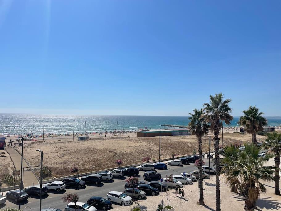 コスタ・ダ・カパリカThe View Costa Caparicaアパートメント エクステリア 写真